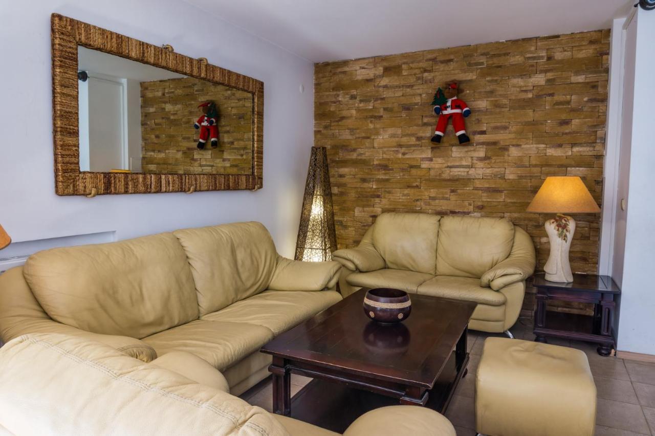 Hotel Aneli 3*